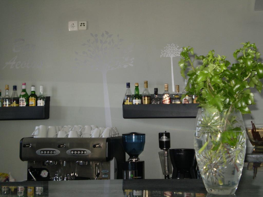 Athena Hotel Milopotamos  ภายนอก รูปภาพ