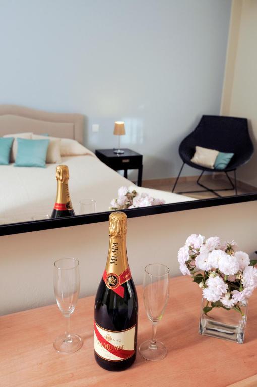 Athena Hotel Milopotamos  ภายนอก รูปภาพ