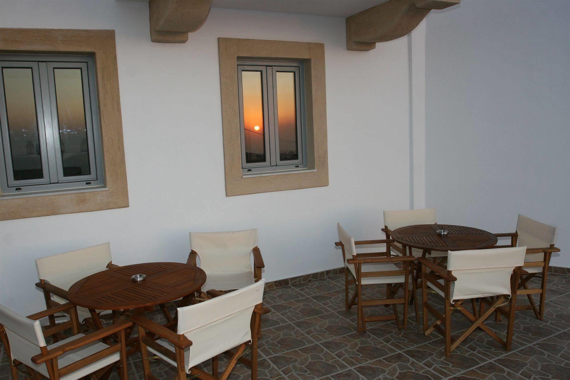 Athena Hotel Milopotamos  ภายนอก รูปภาพ
